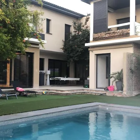 Villa Grande Moderne Arbre Blanc